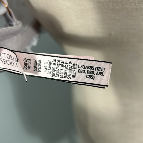 Body by Victoria Shimmer Floral Bralette Purple size L G B85 Victoria’ s Secret - Picture 8 of 10